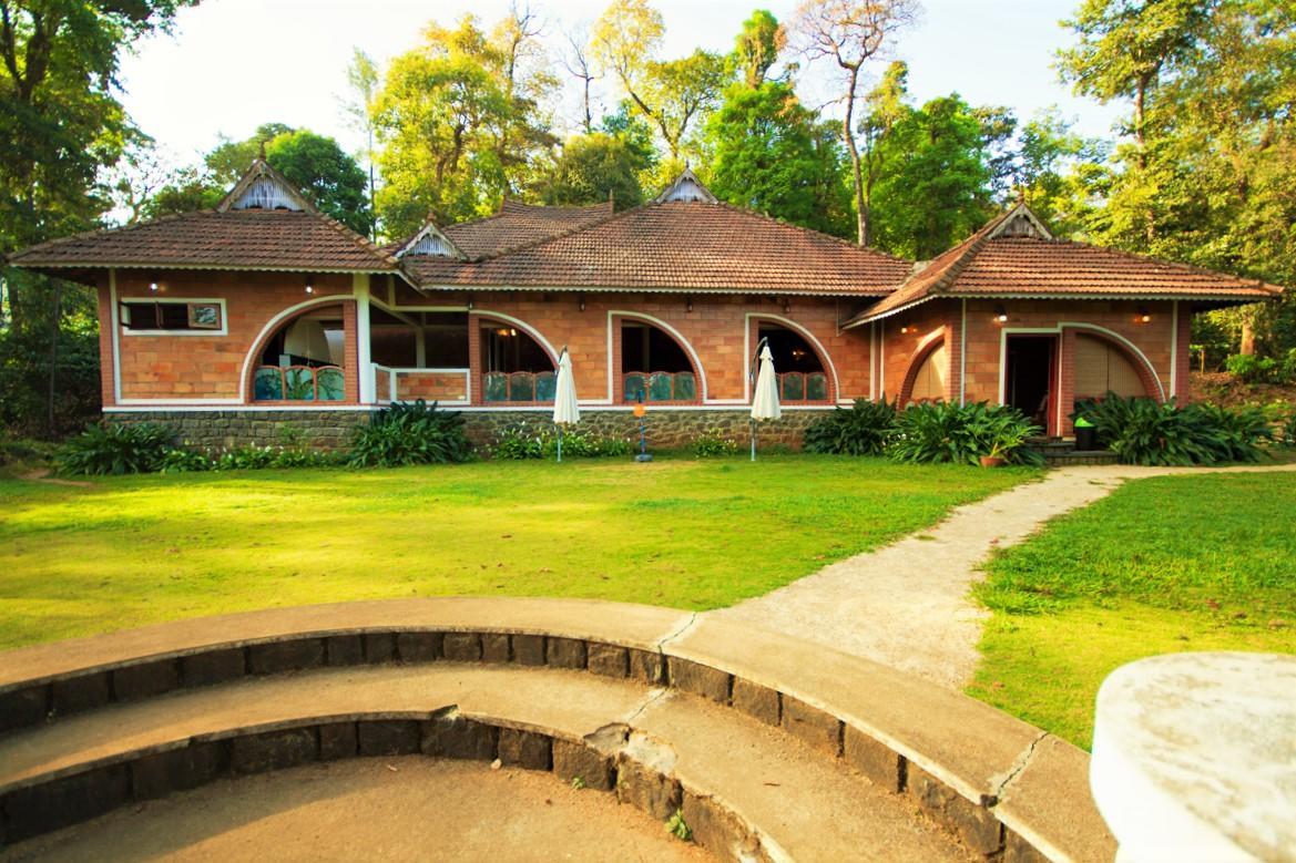 Misty Woods Resort Kakkabe Exterior photo